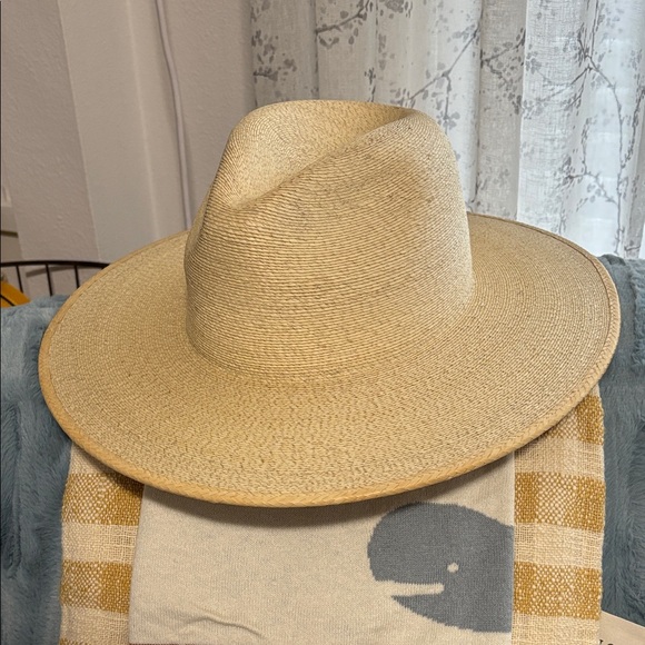 GIGI PIP Accessories - Gigi Pip palm leaves wide brim hat NWOT